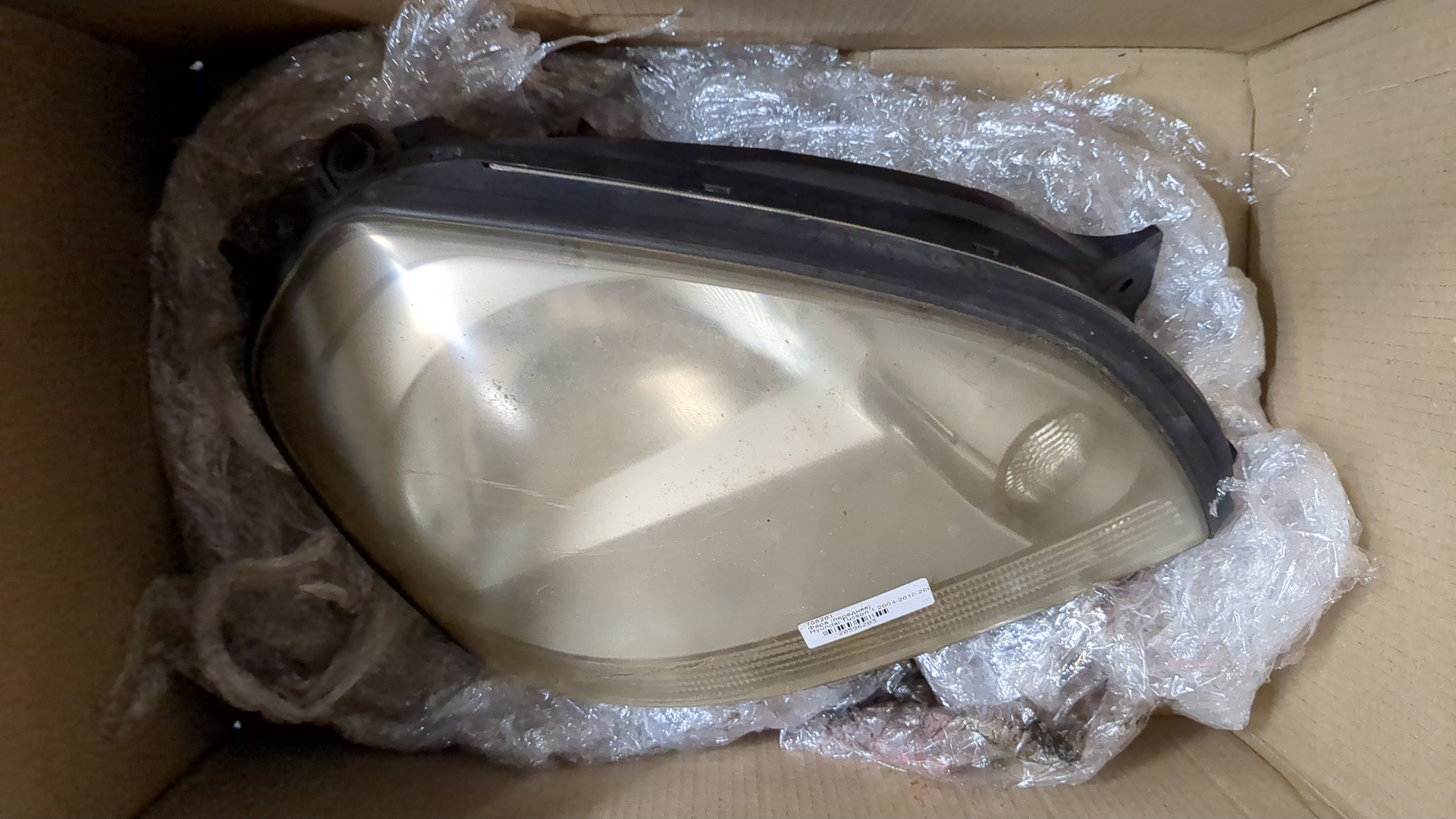 Фара правая