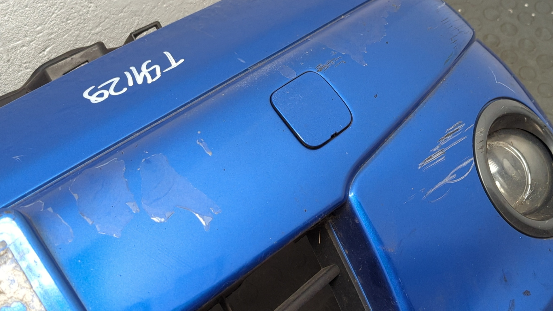 Бампер передний