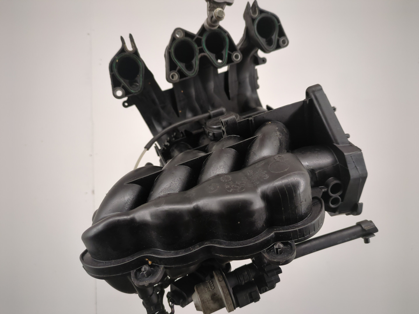 Коллектор впускной