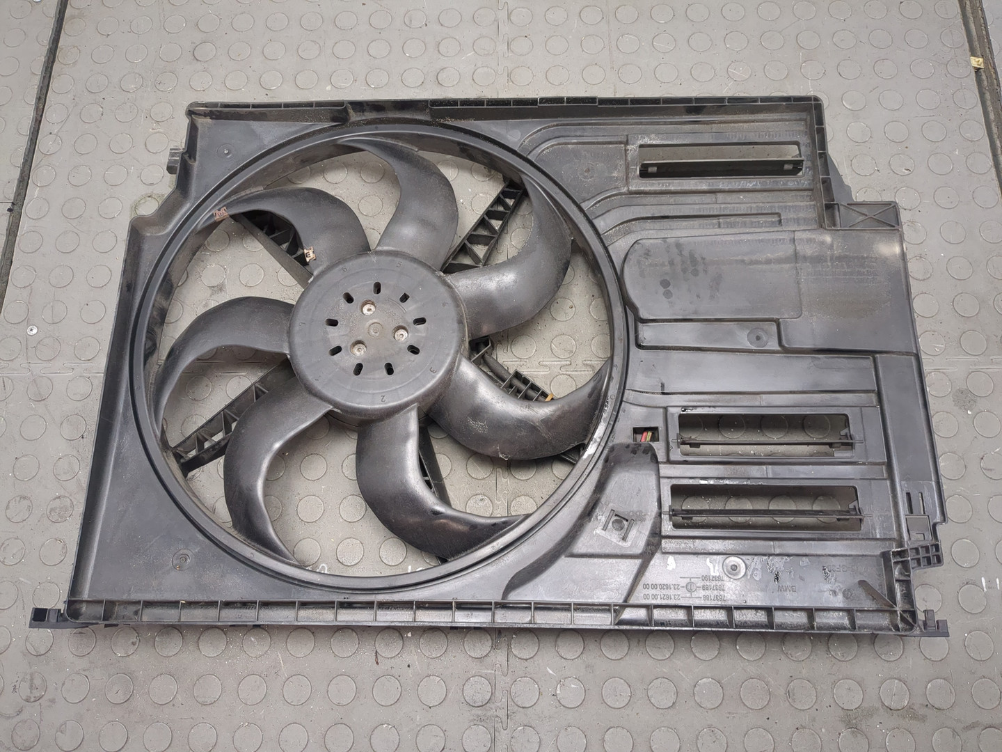 Вентилятор радиатора