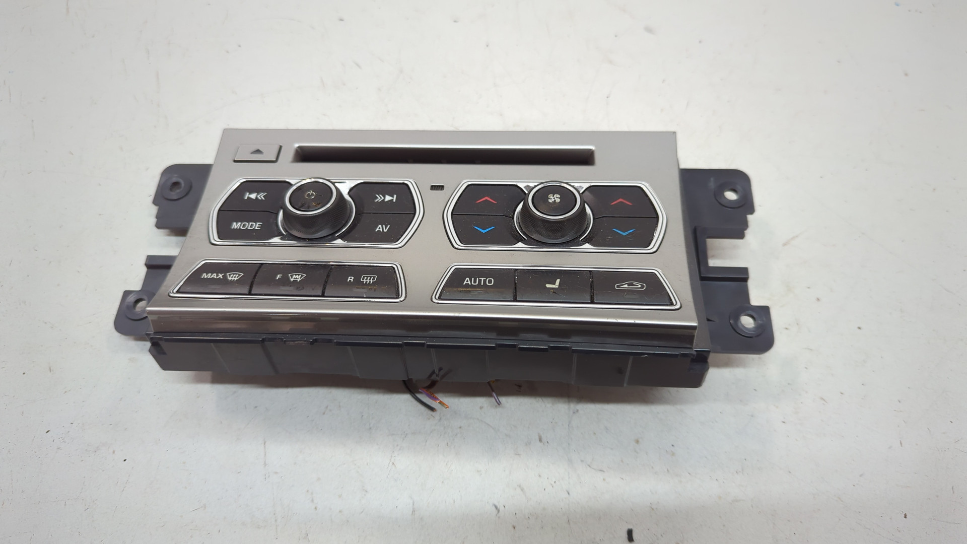 Переключатель отопителя