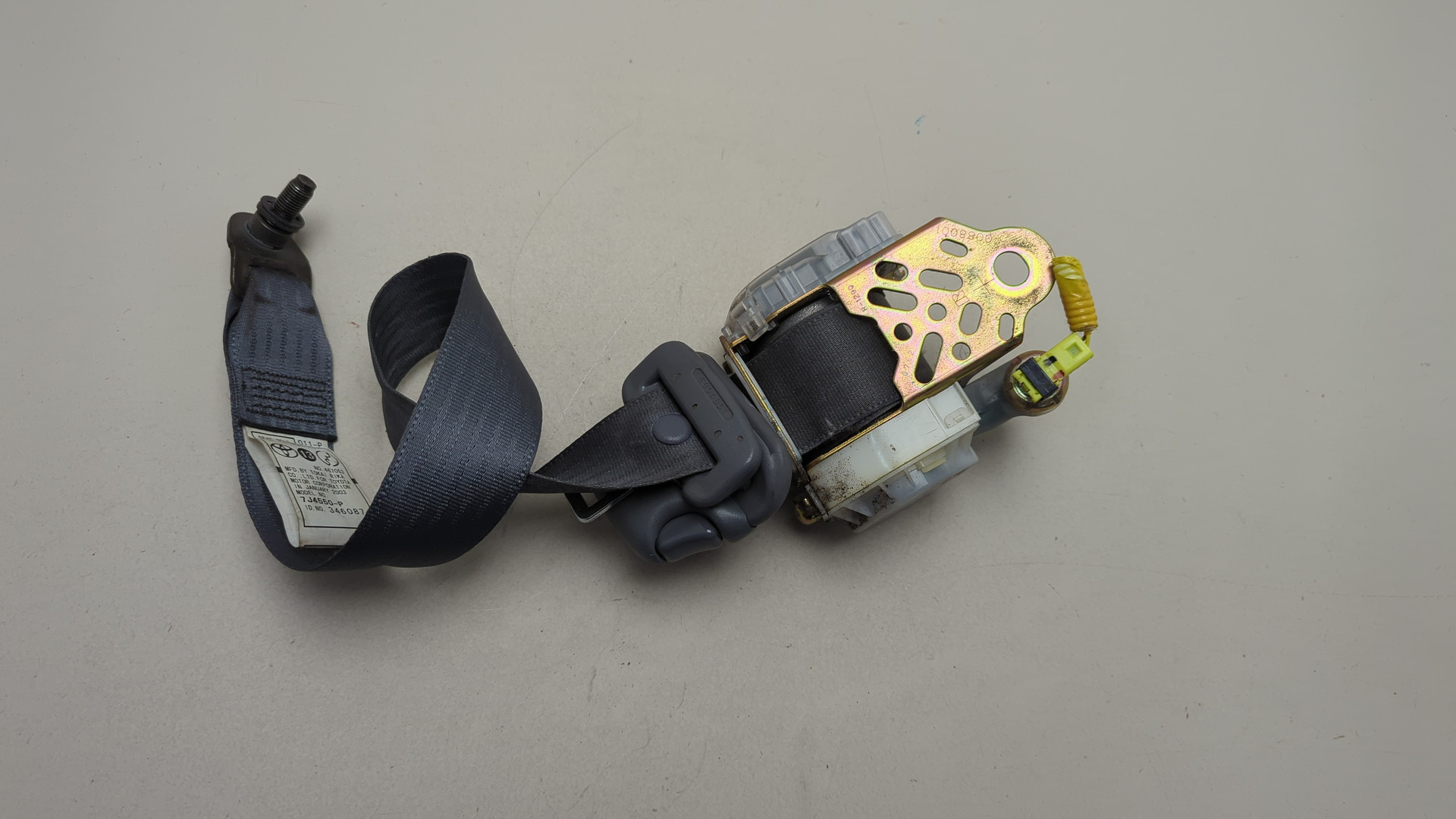 Ремень безопасности