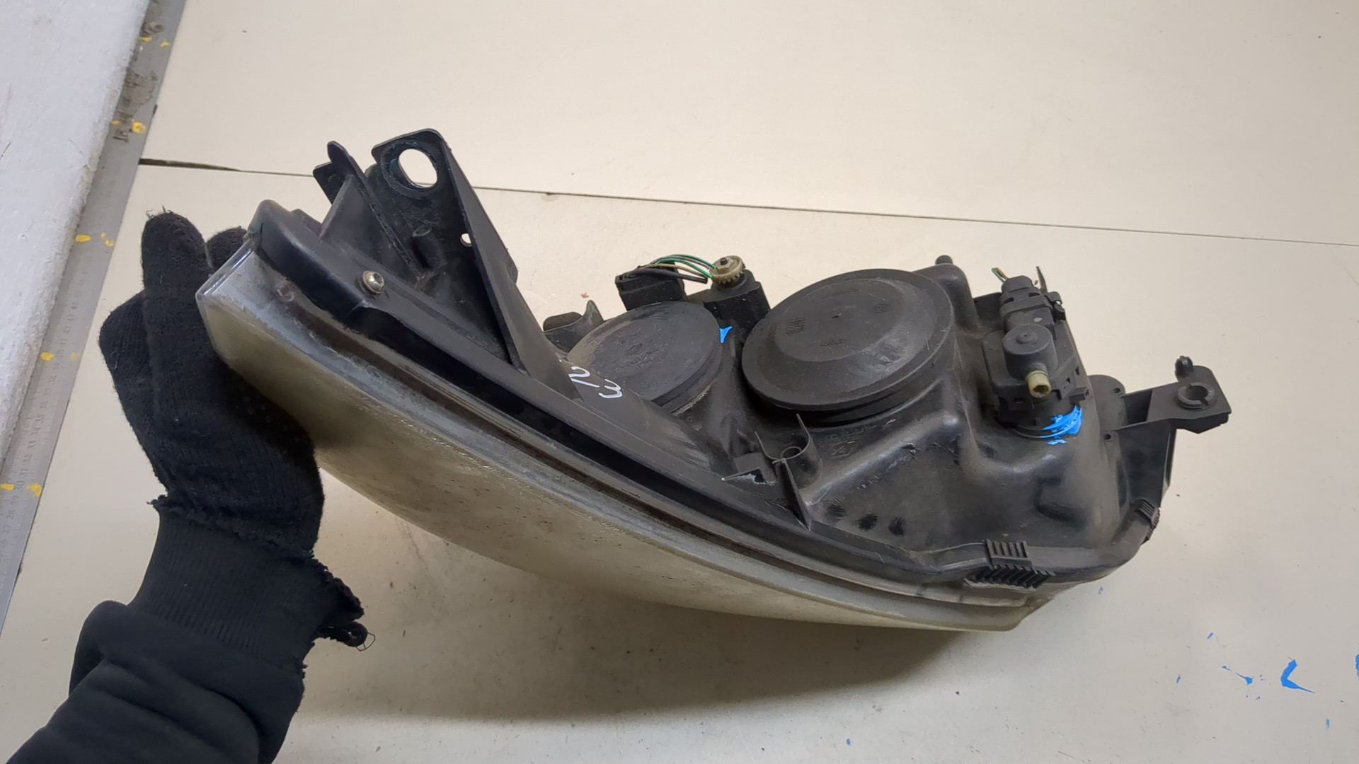 Фара правая