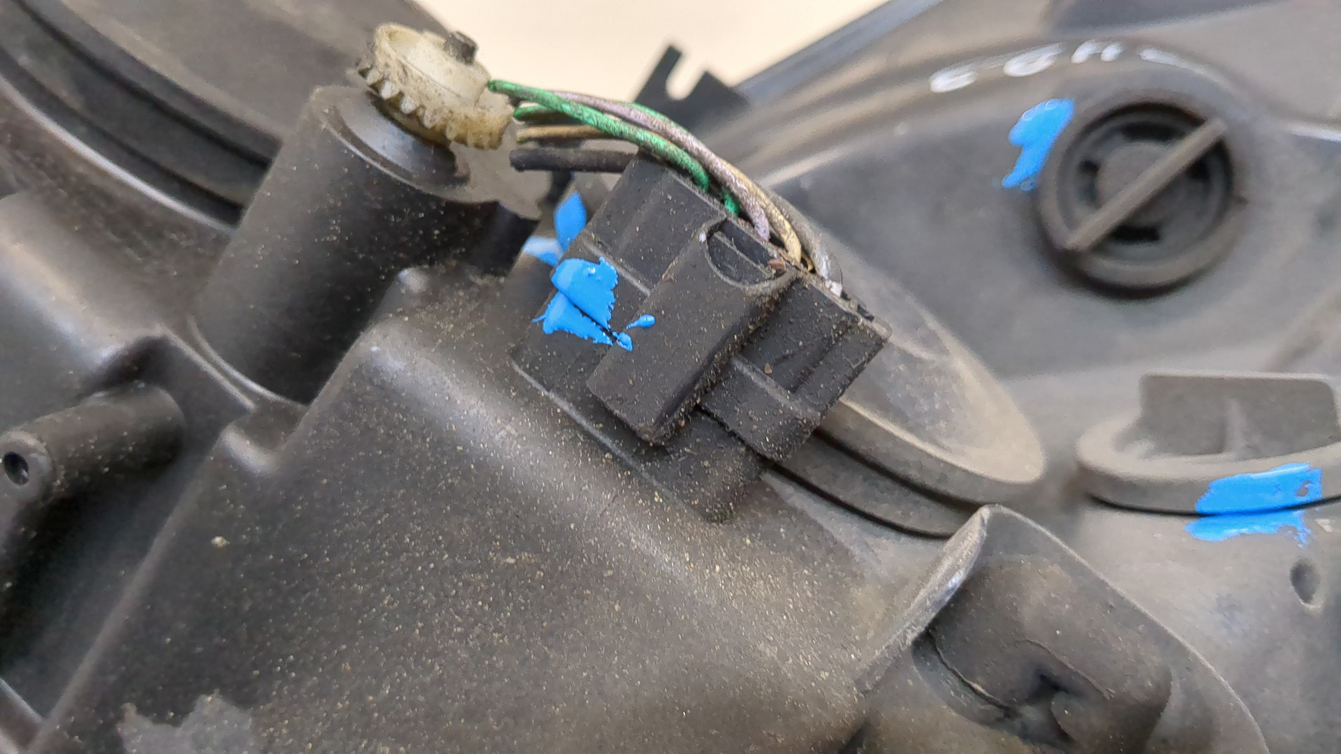 Фара правая