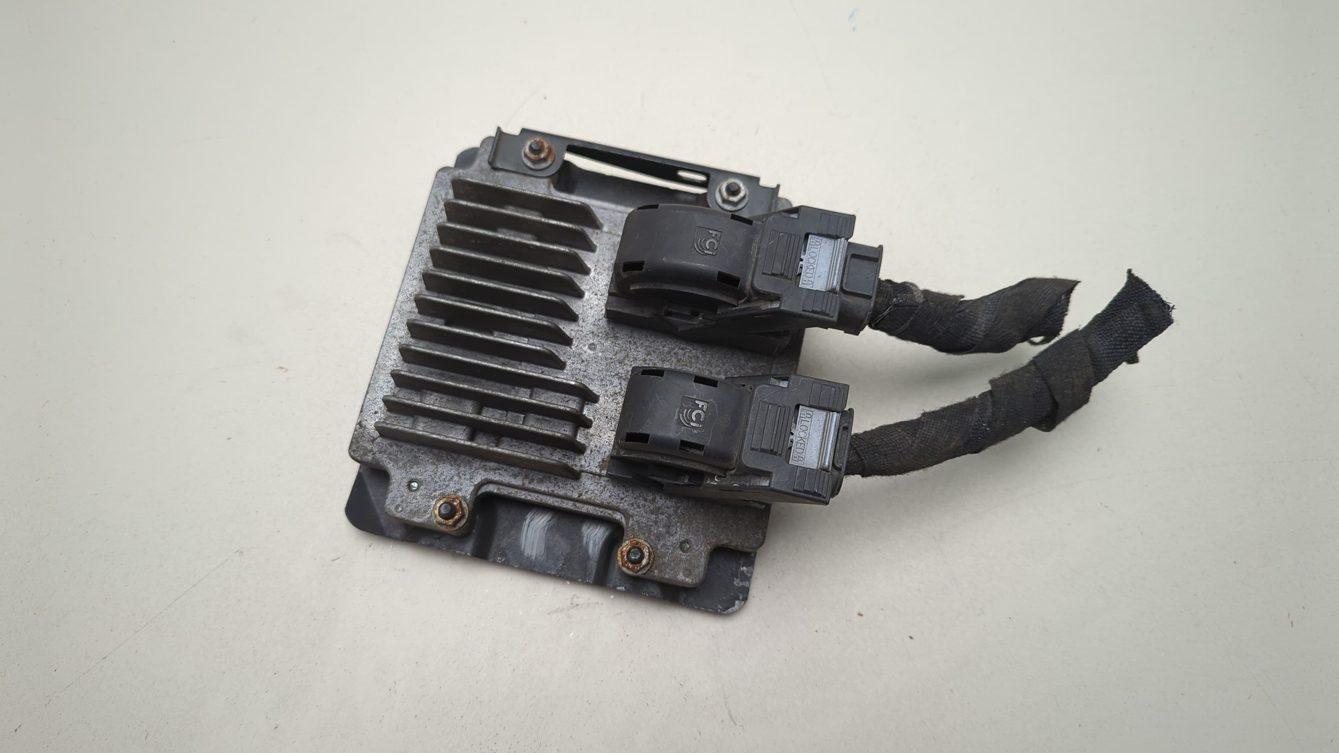 Блок управления двигателем