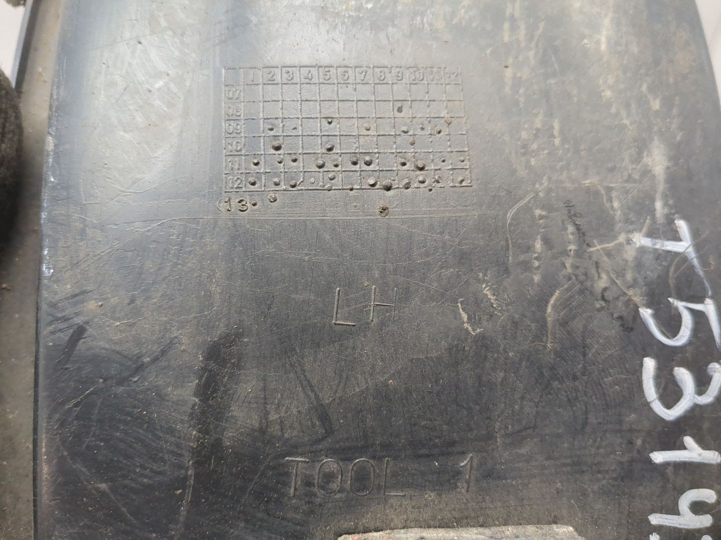 Локер передний левый