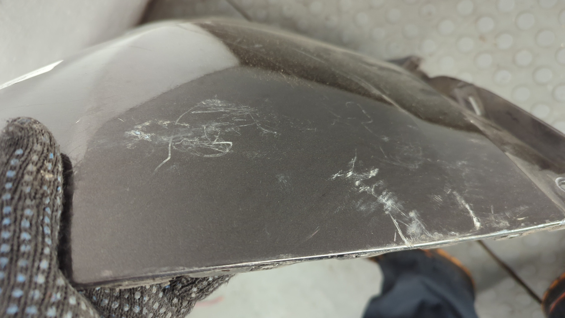 Бампер задний