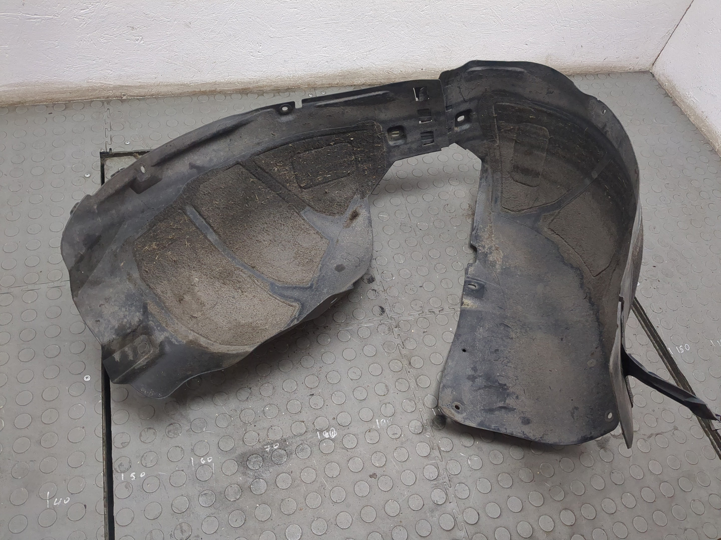 Локер передний правый