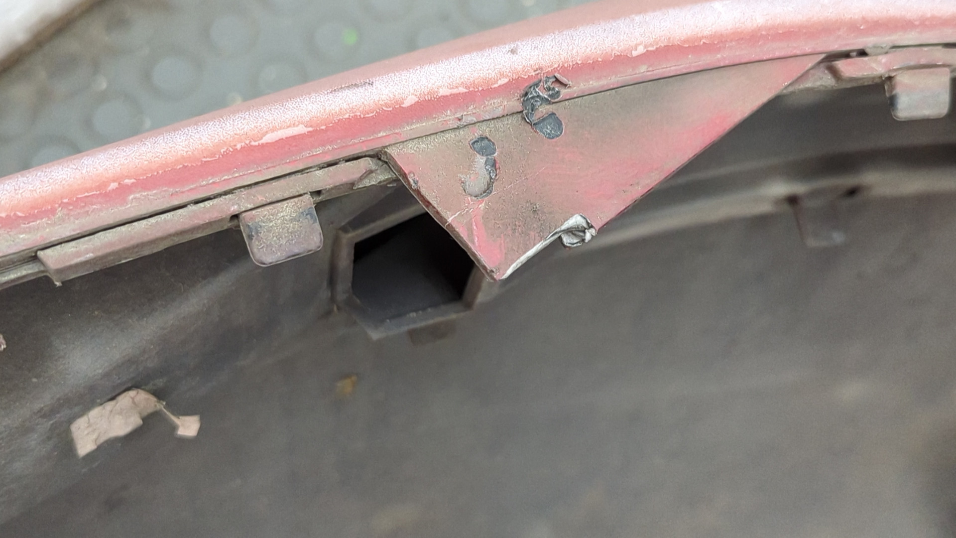 Бампер передний