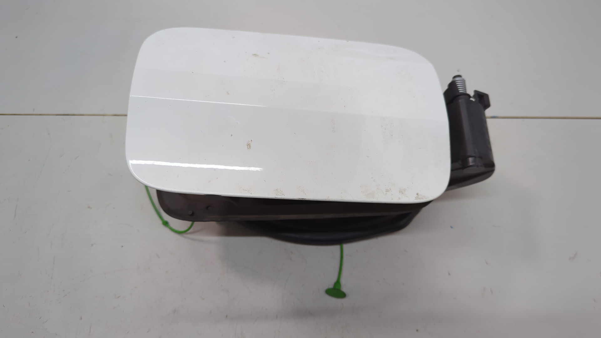 Лючок бензобака