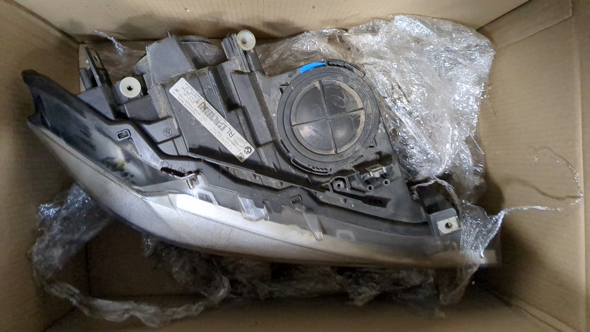 Фара правая