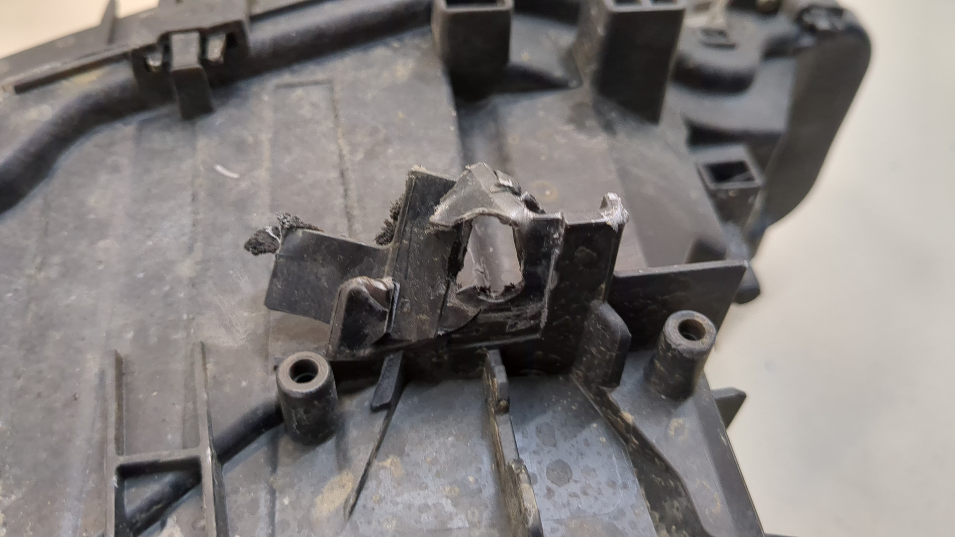 Фара правая