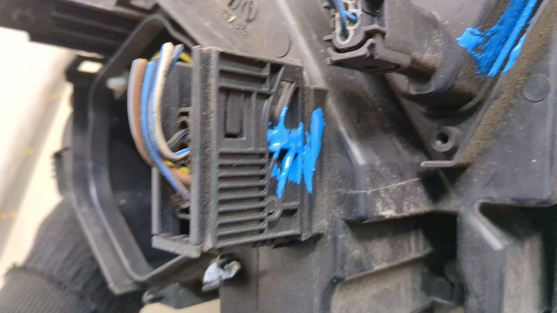 Фара правая