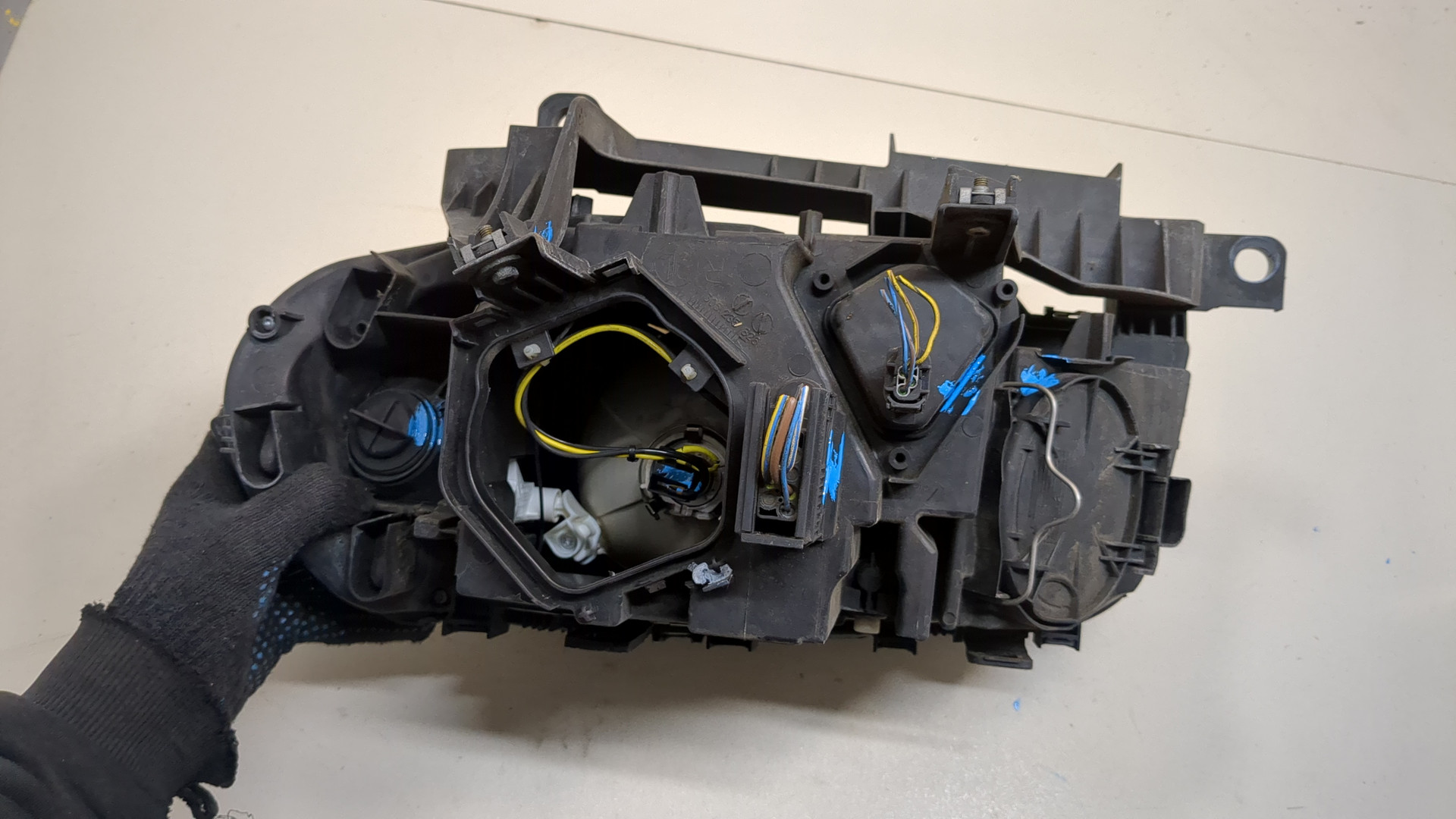 Фара правая