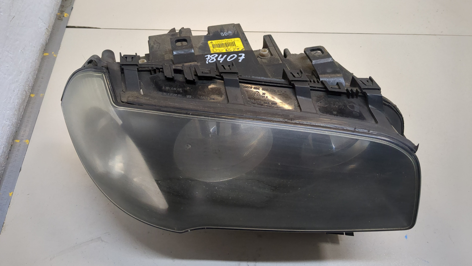 Фара правая