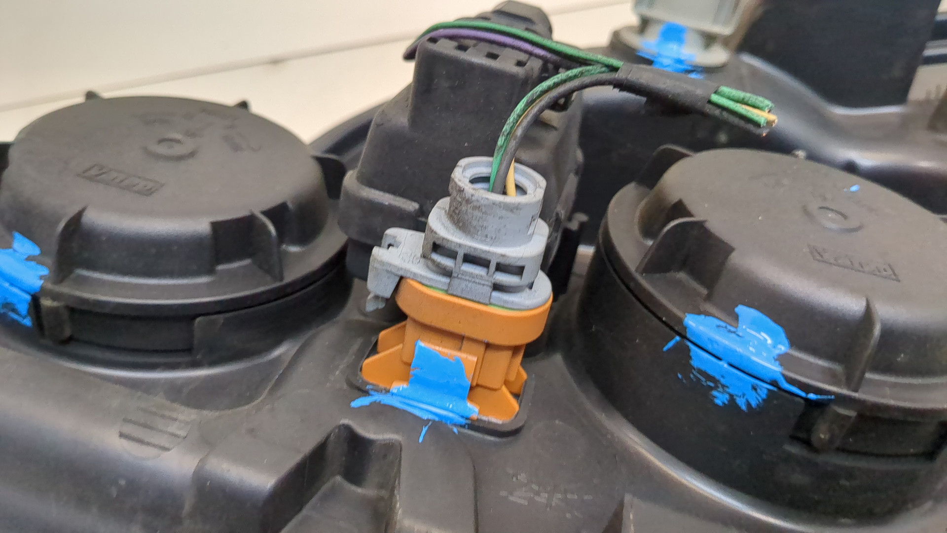 Фара правая