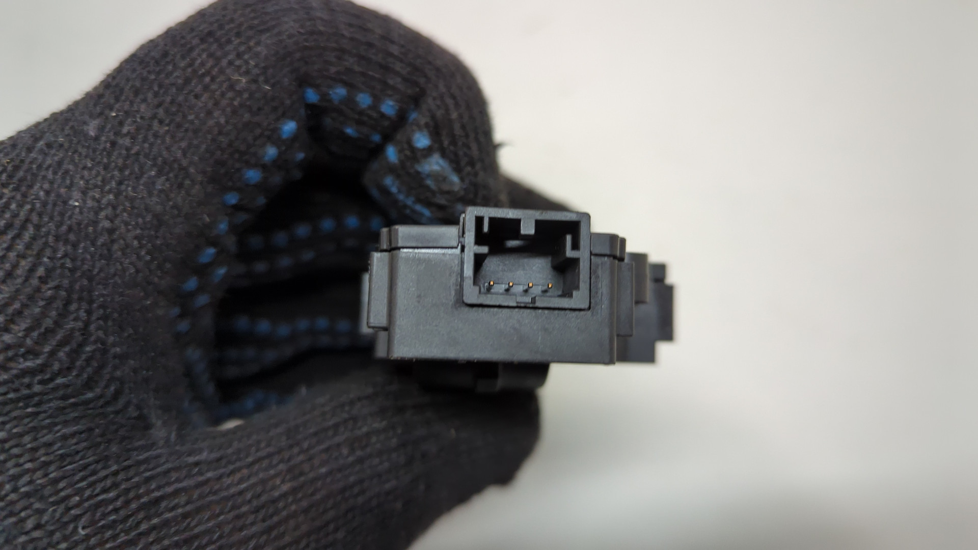 Моторчик заслонки печки