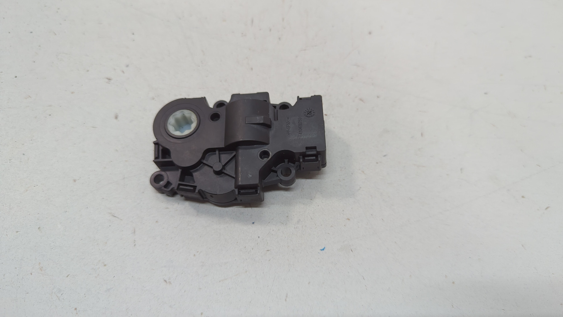 Моторчик заслонки печки