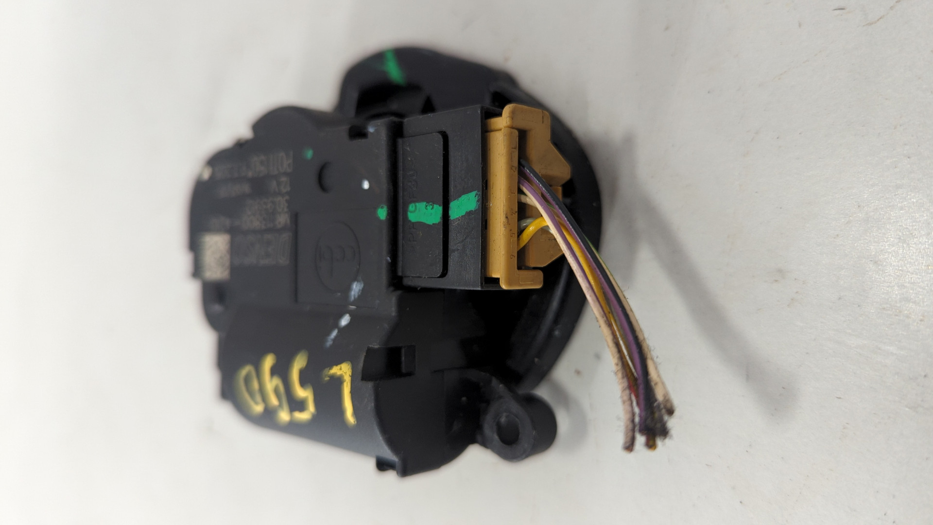 Моторчик заслонки печки