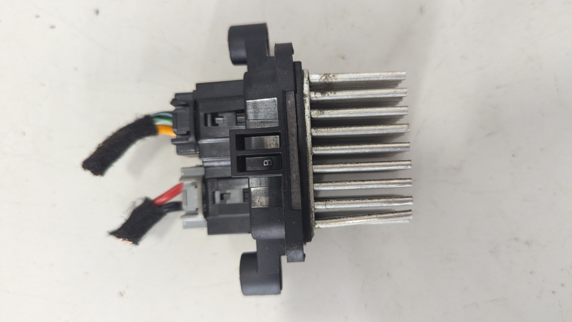 Резистор отопителя