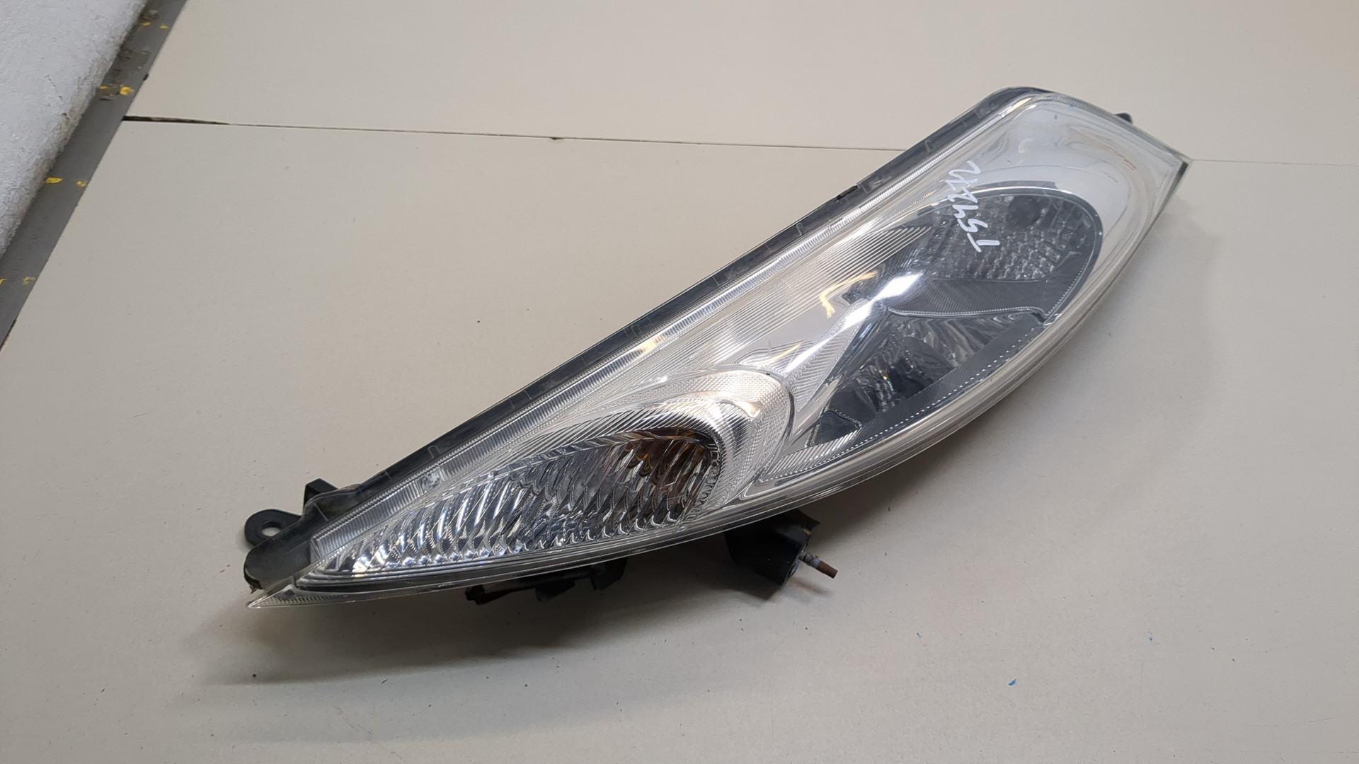 Повторитель на крыло левый