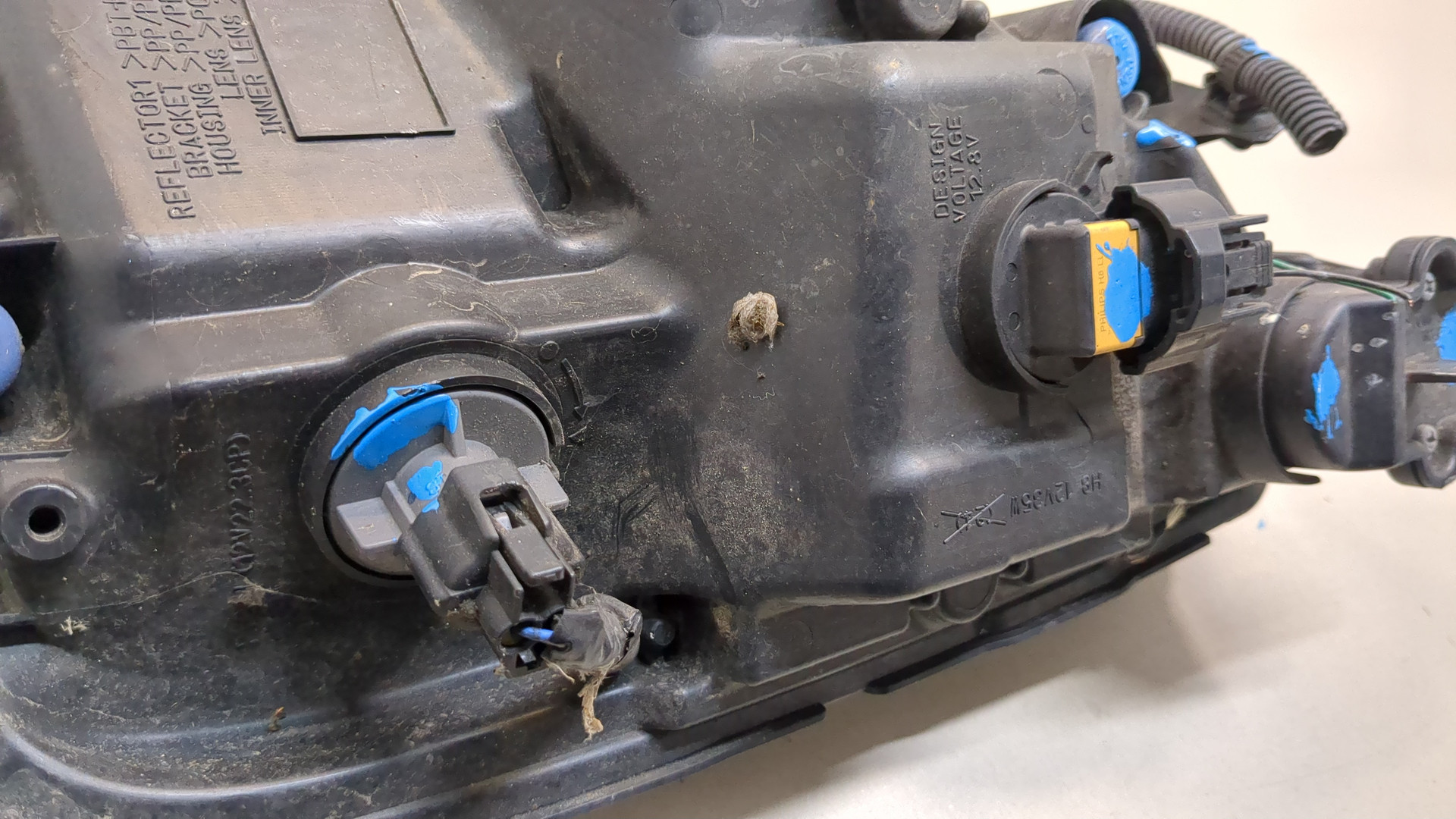 Фара противотуманная левая