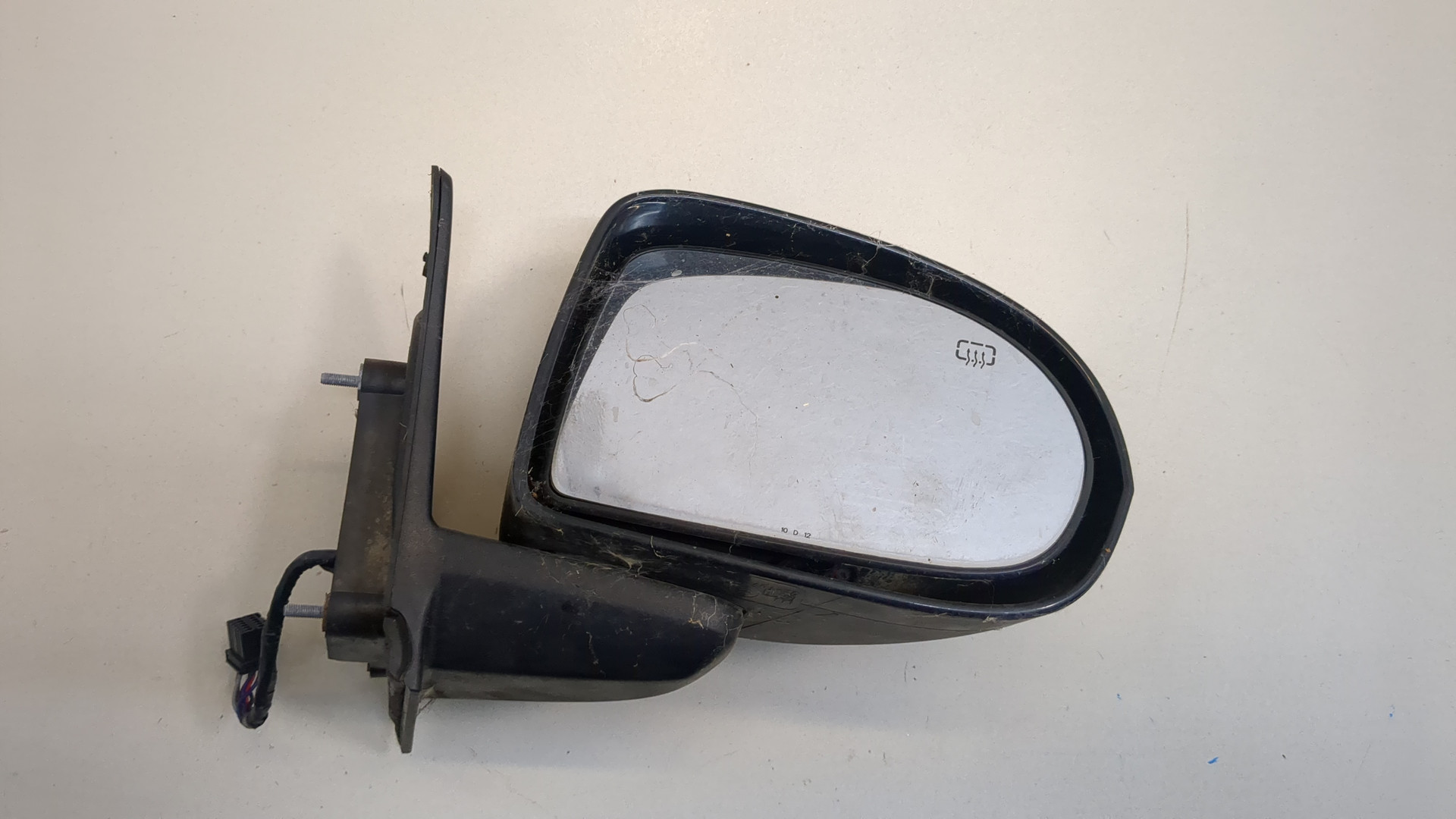 Зеркало правое электрическое