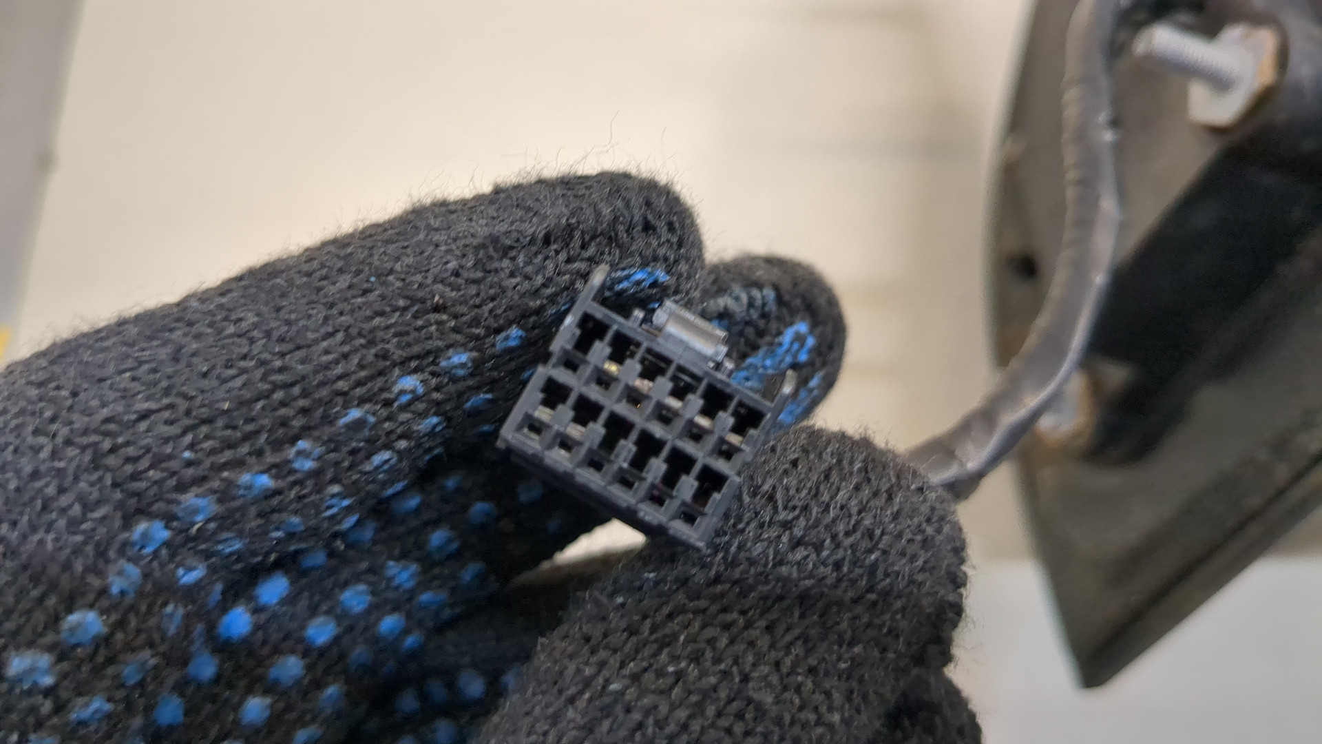 Зеркало правое электрическое