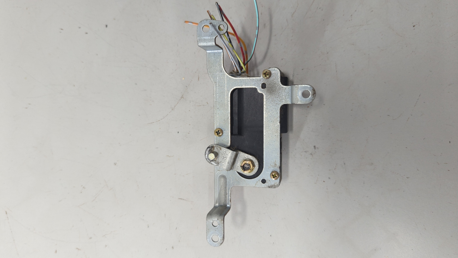 Моторчик заслонки печки