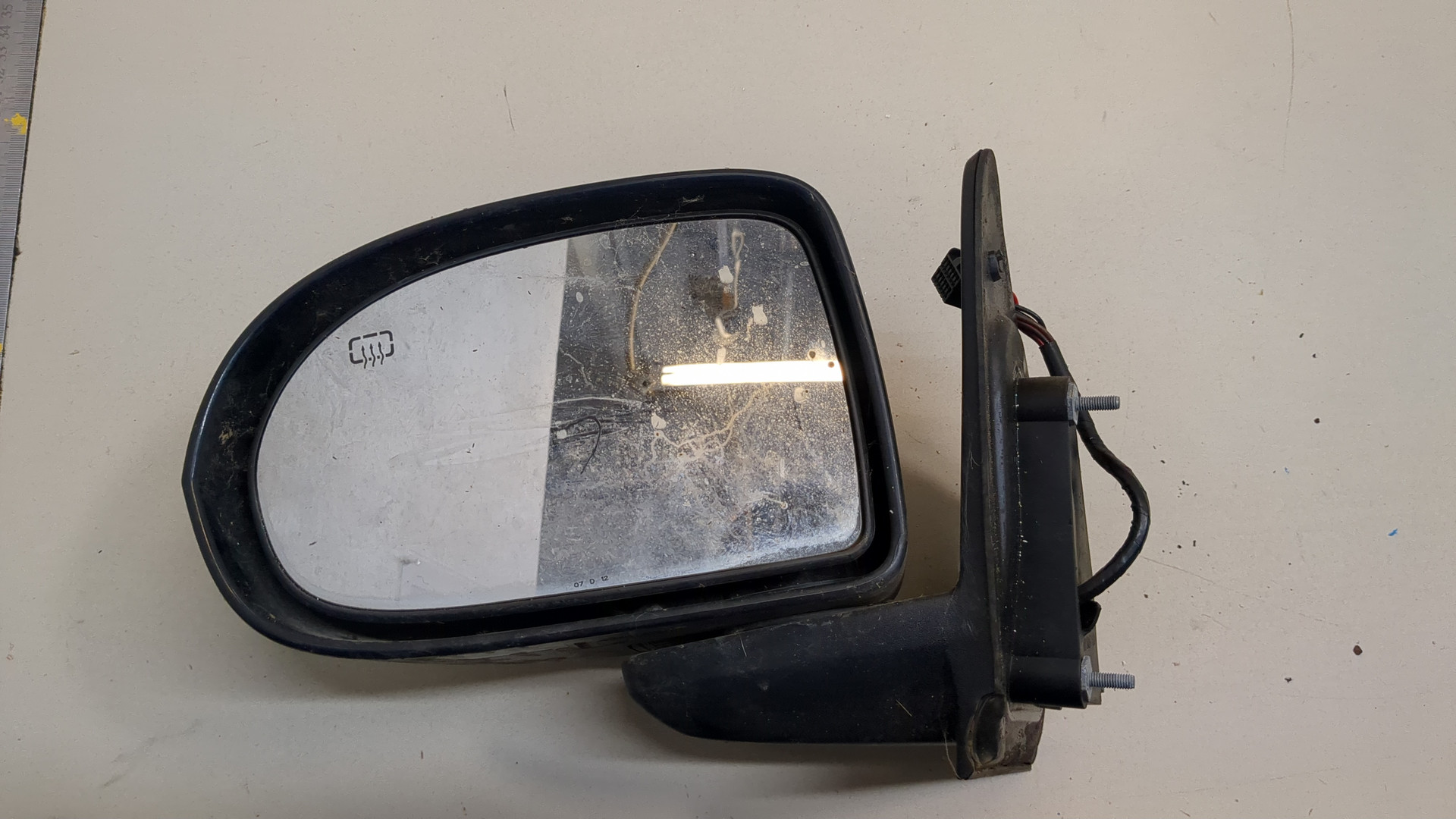 Зеркало левое электрическое