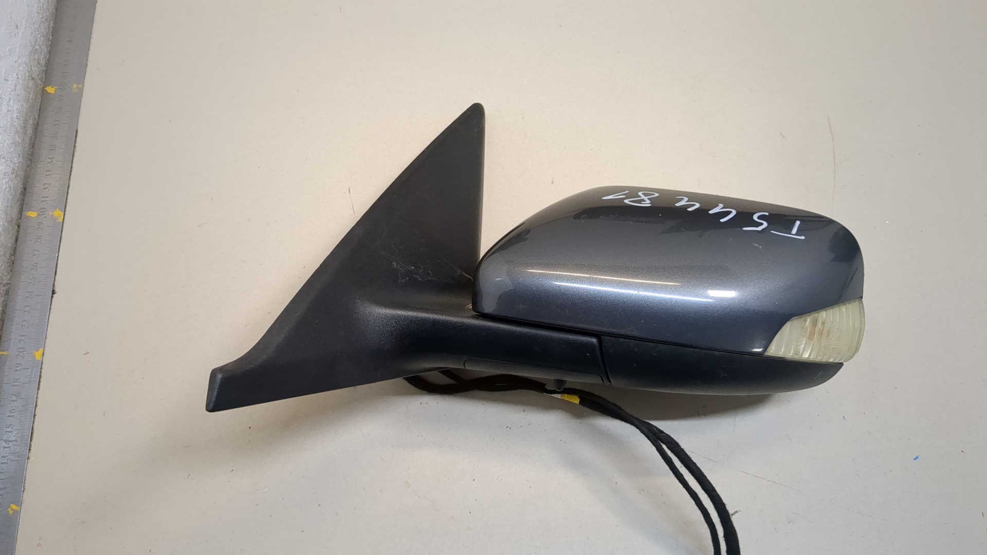 Зеркало левое электрическое