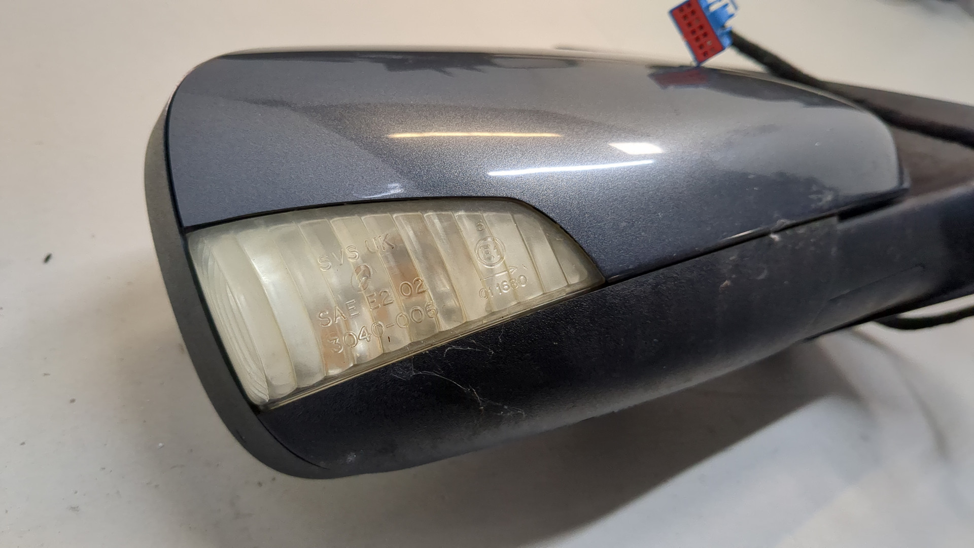 Зеркало правое электрическое