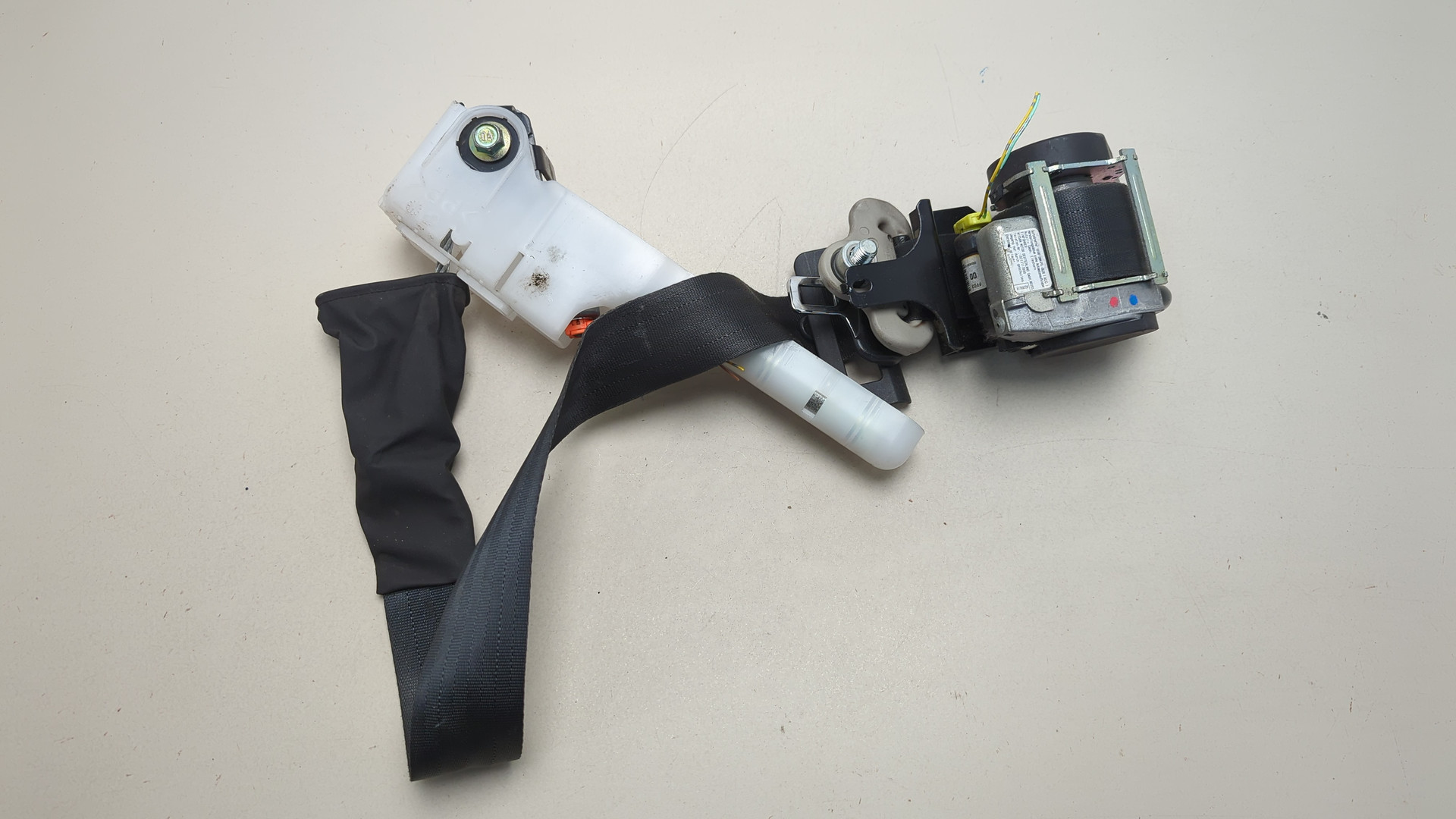 Ремень безопасности