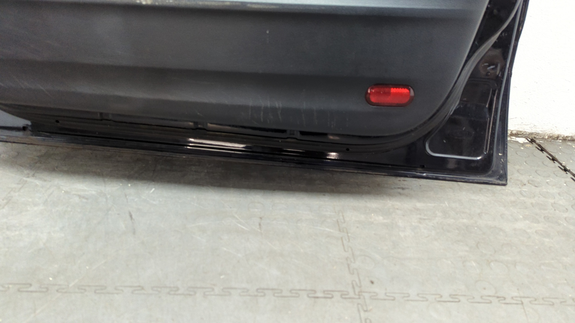 Дверь передняя правая