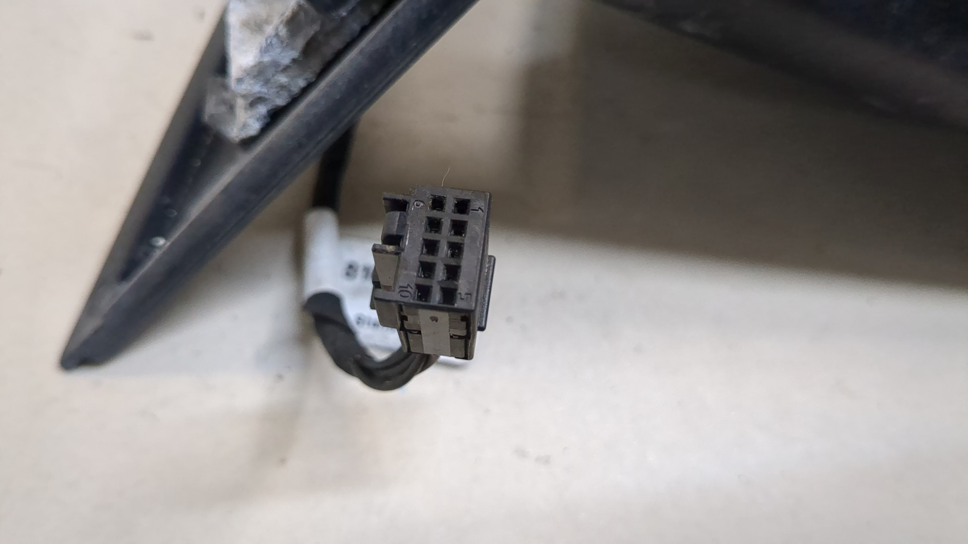 Зеркало правое электрическое