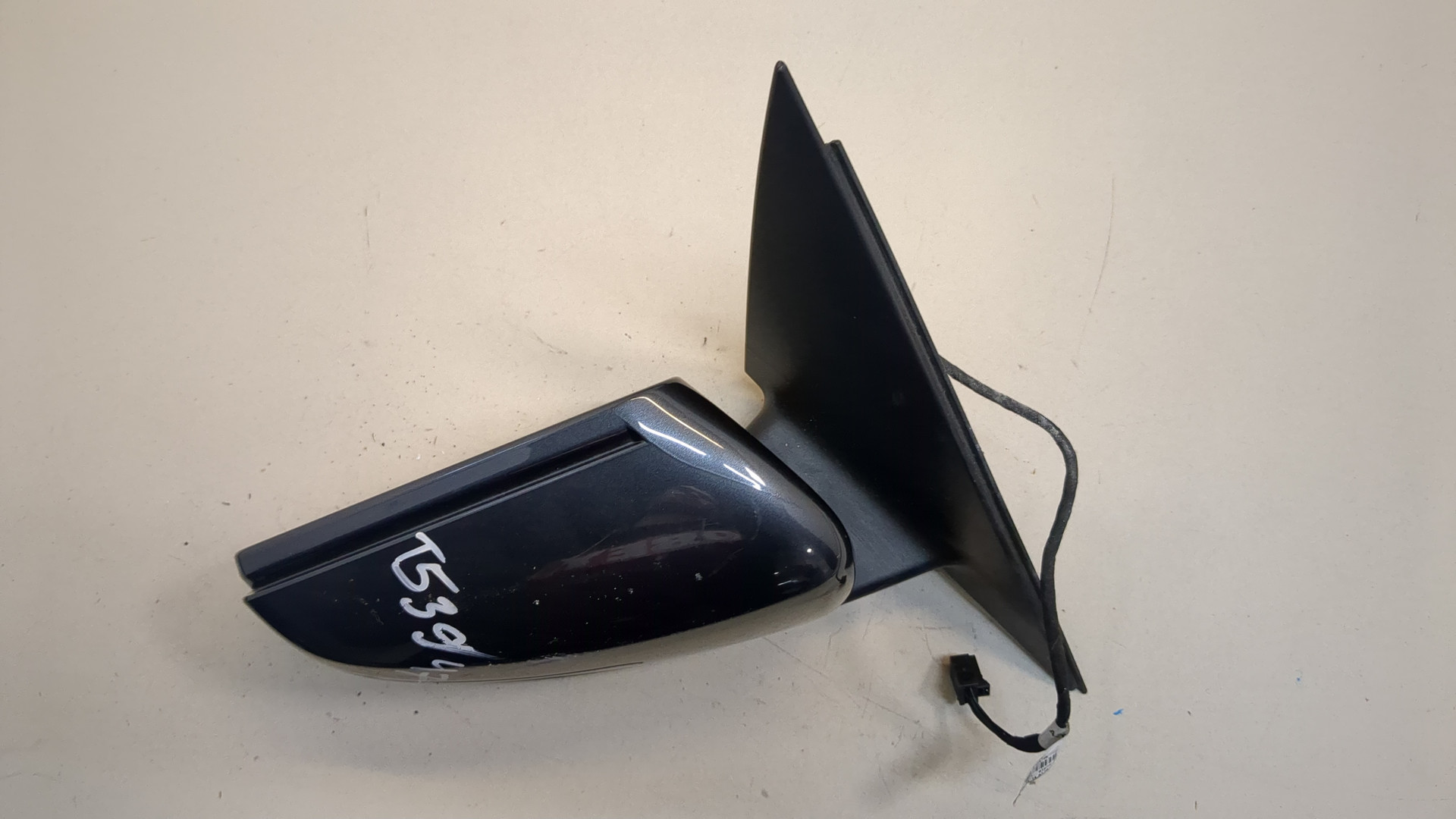 Зеркало правое электрическое