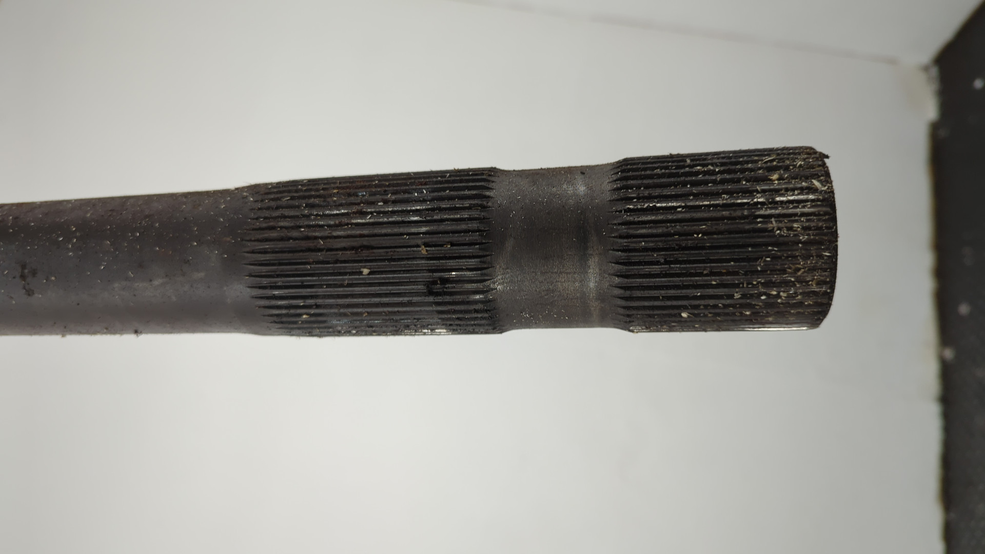 Полуось задняя правая