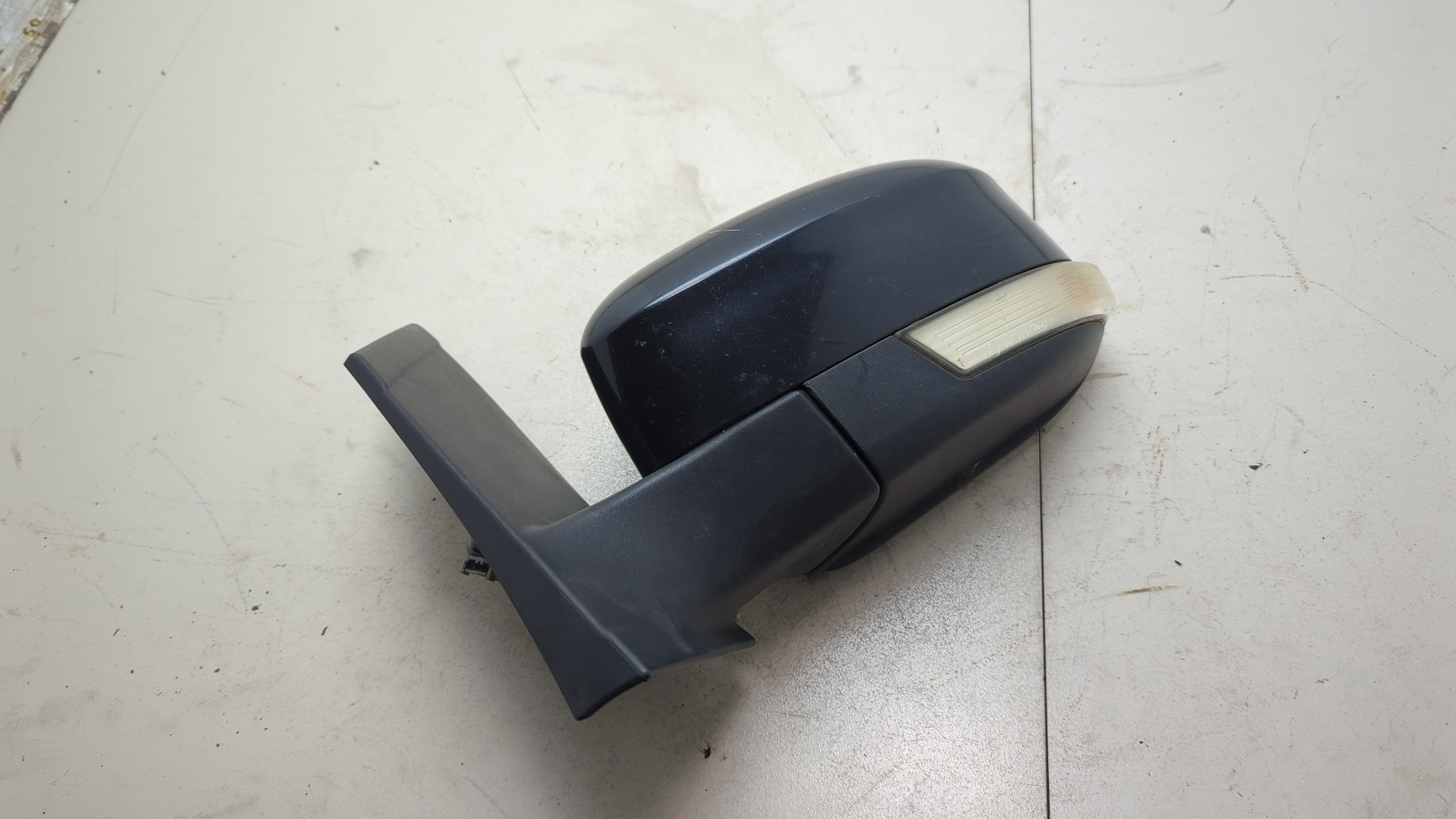 Зеркало левое электрическое