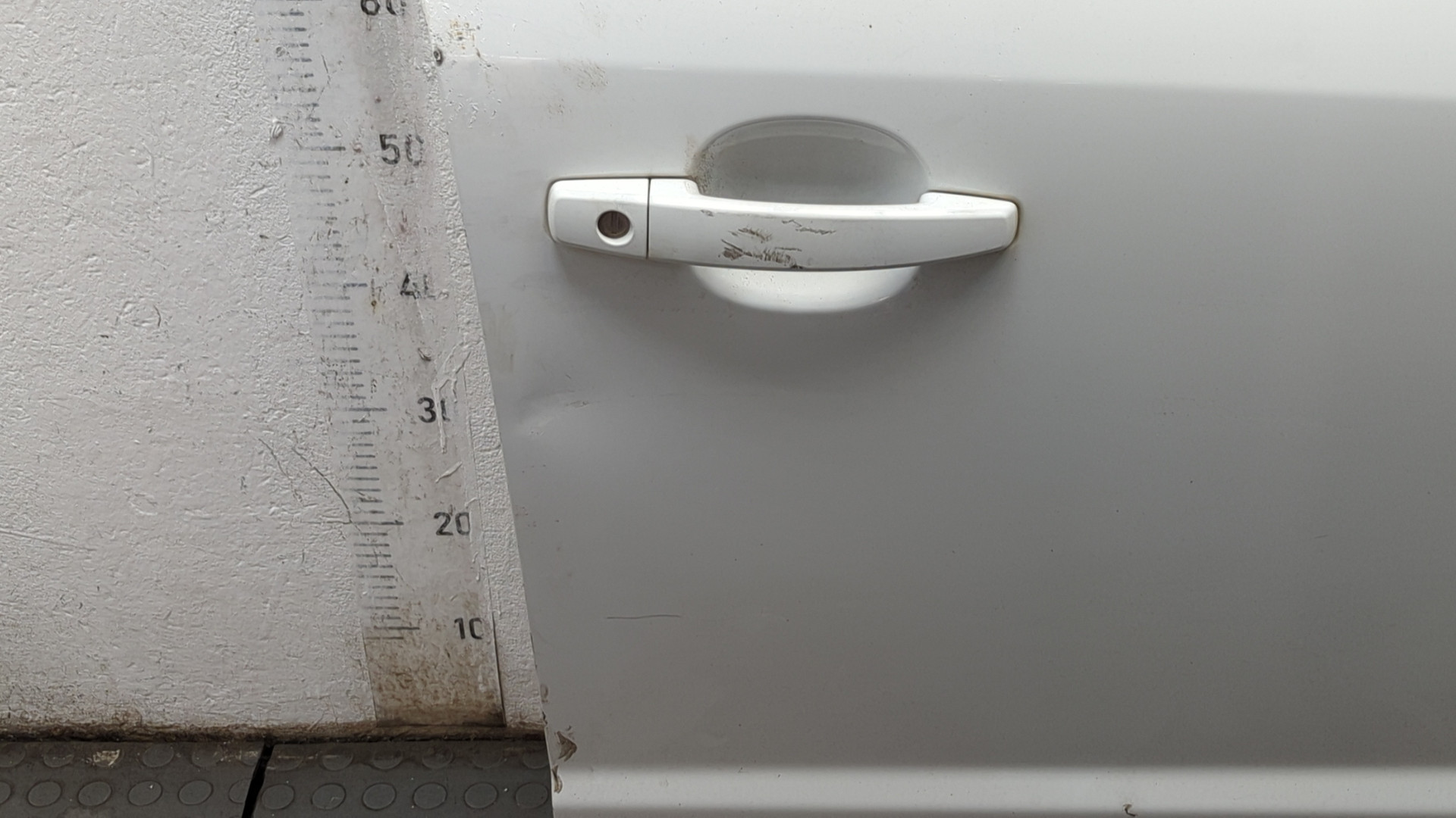 Дверь передняя правая