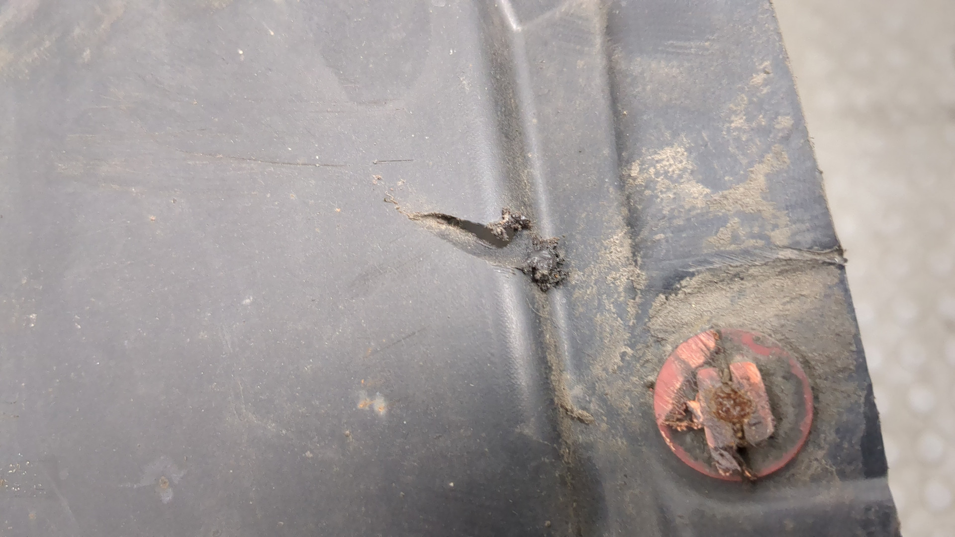 Локер передний левый