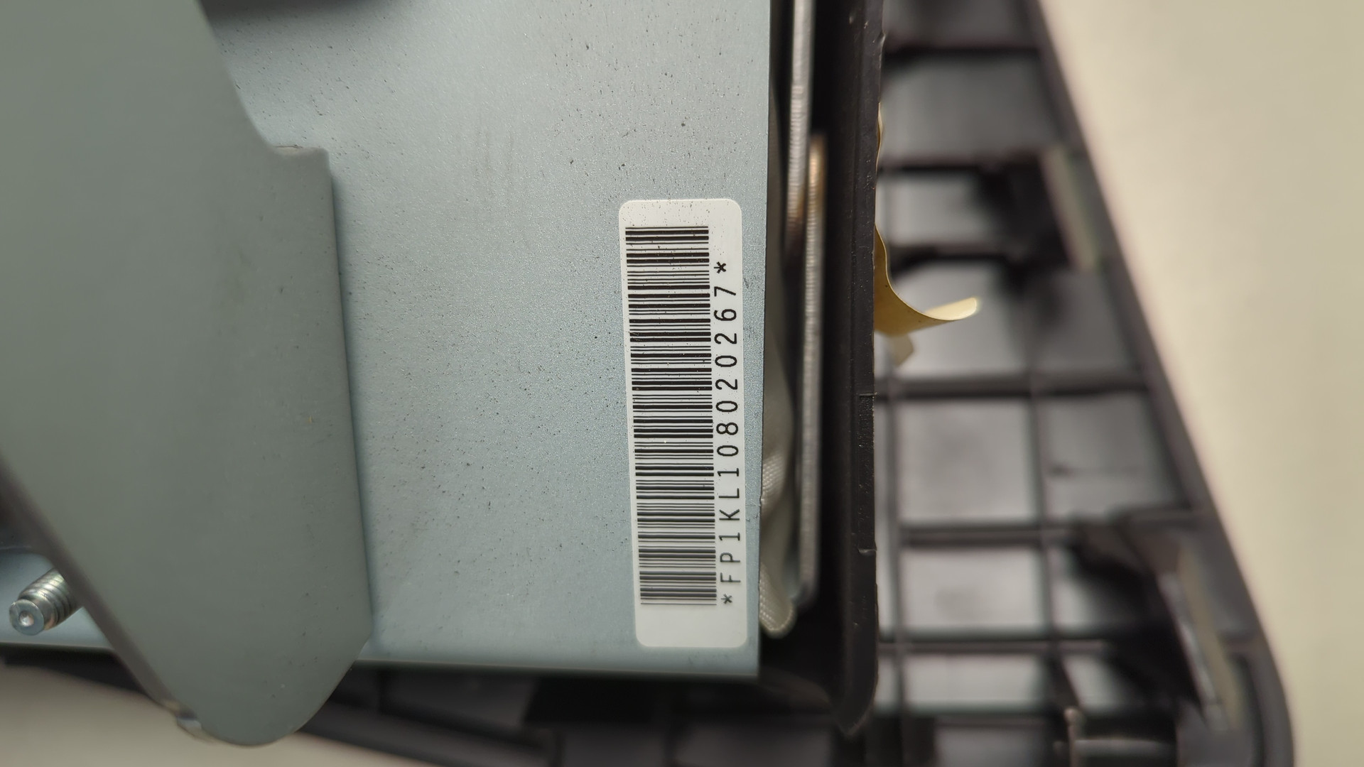 Подушка безопасности пассажирская (в торпедо)