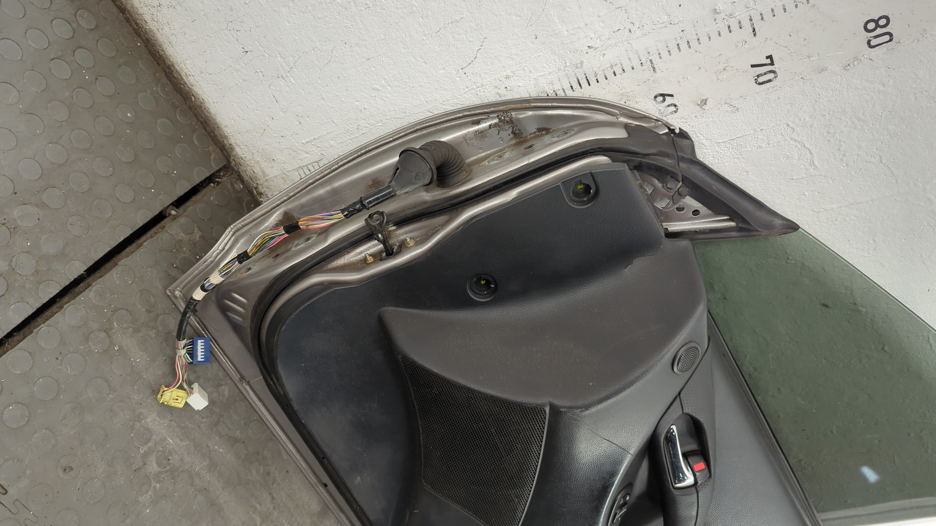 Дверь передняя правая