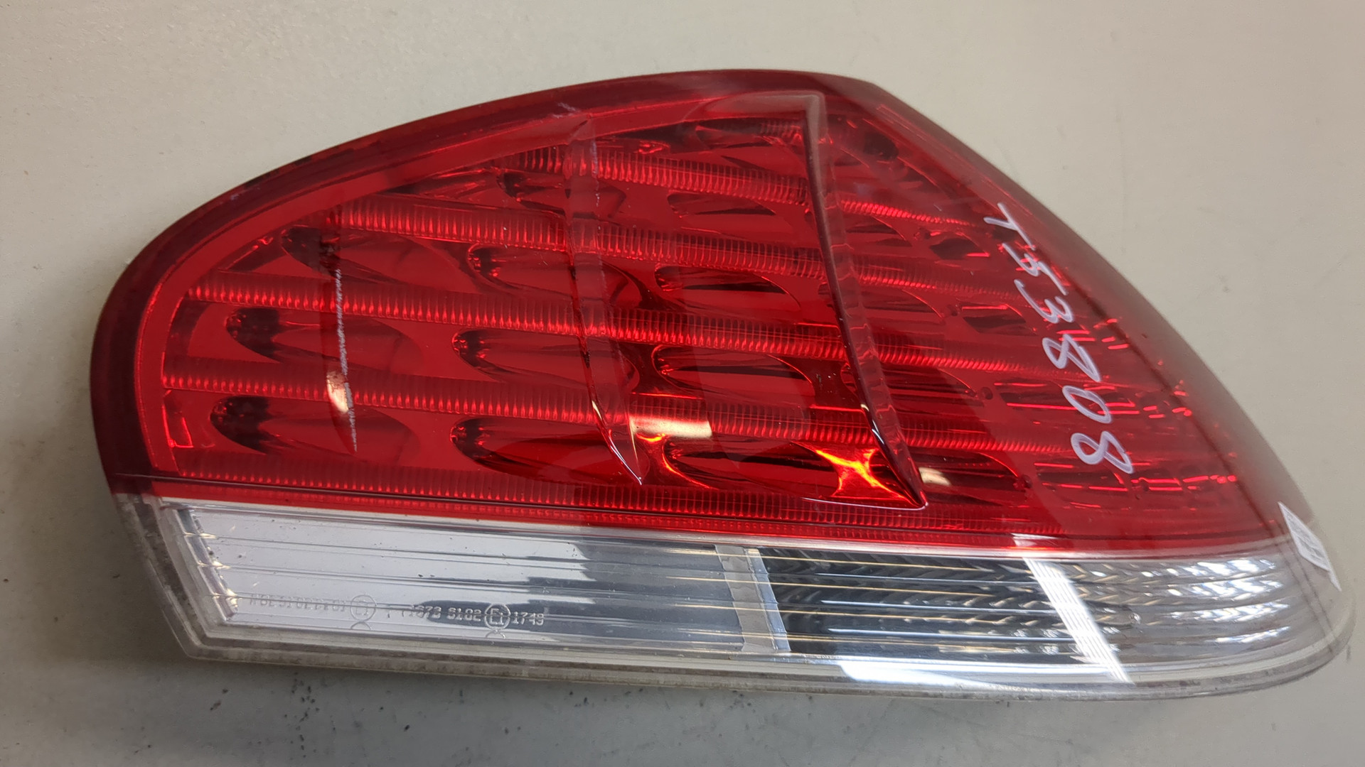 Фонарь задний левый