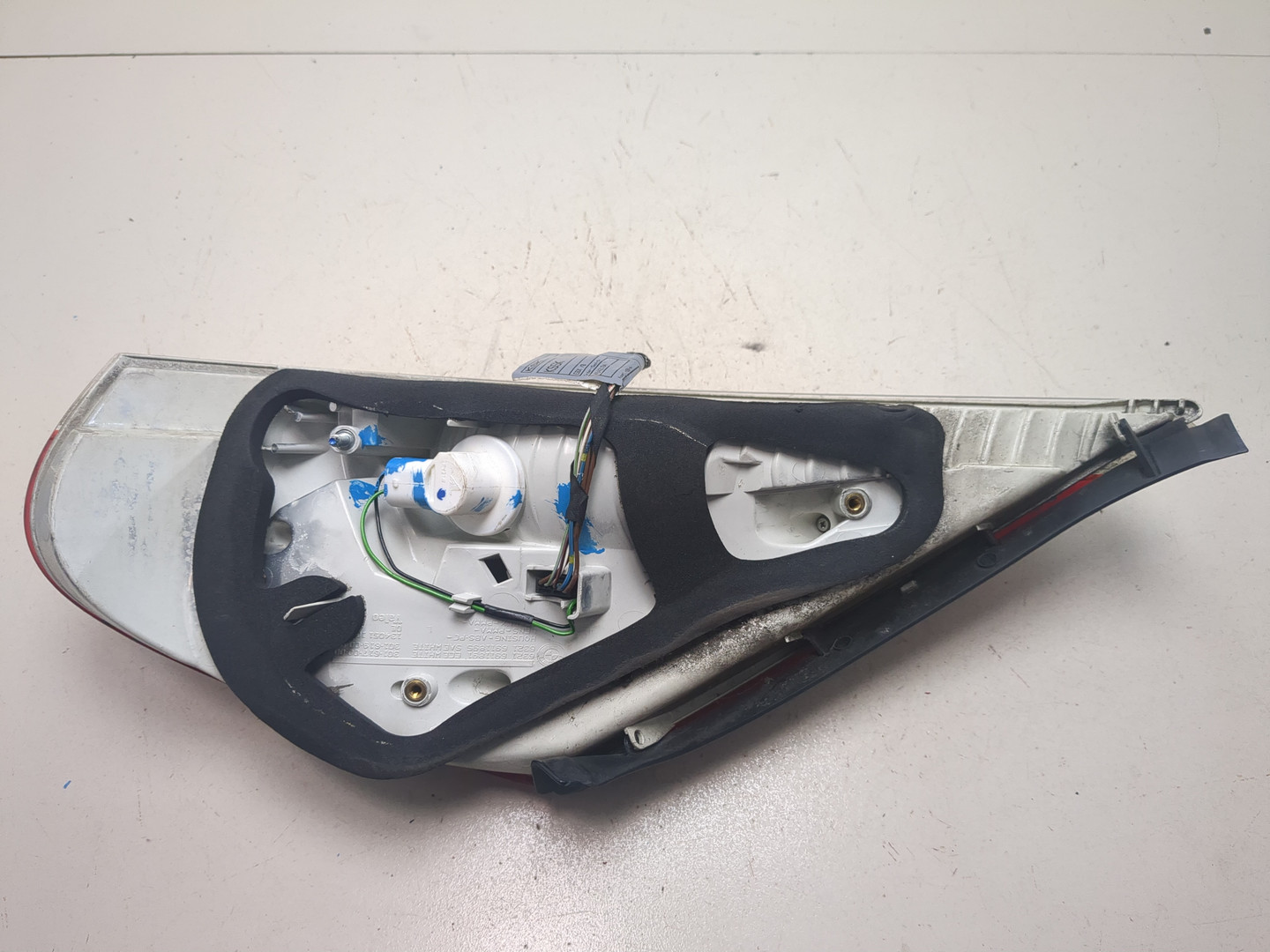 Фонарь задний левый