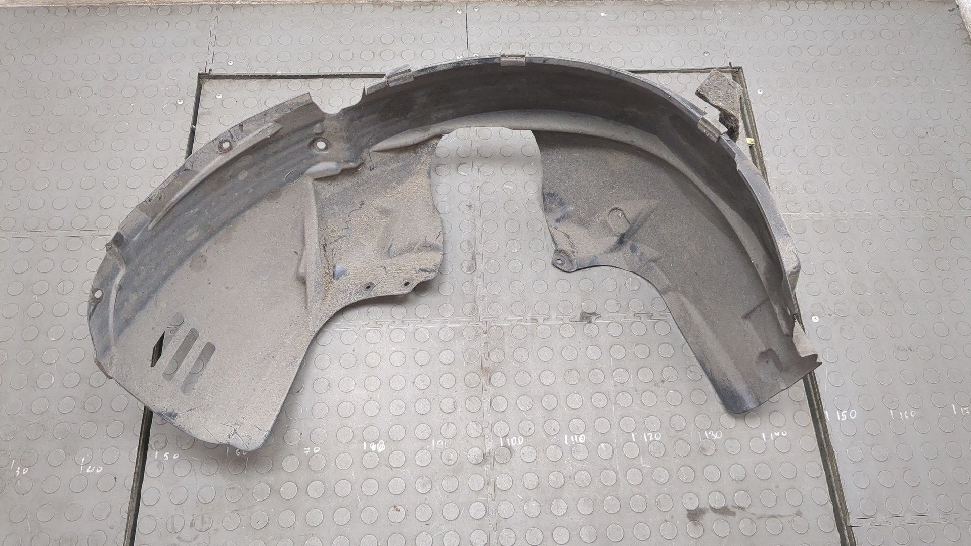 Локер передний левый