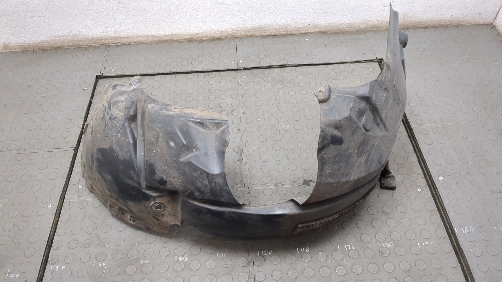 Локер передний левый