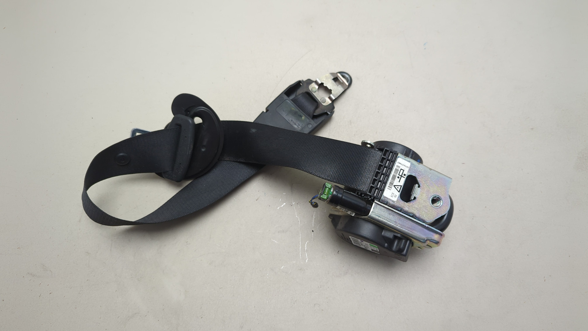 Ремень безопасности