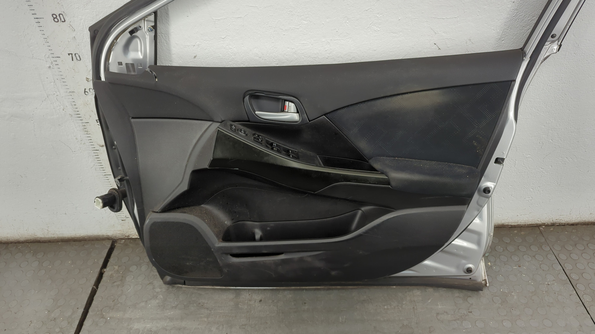 Дверь передняя правая