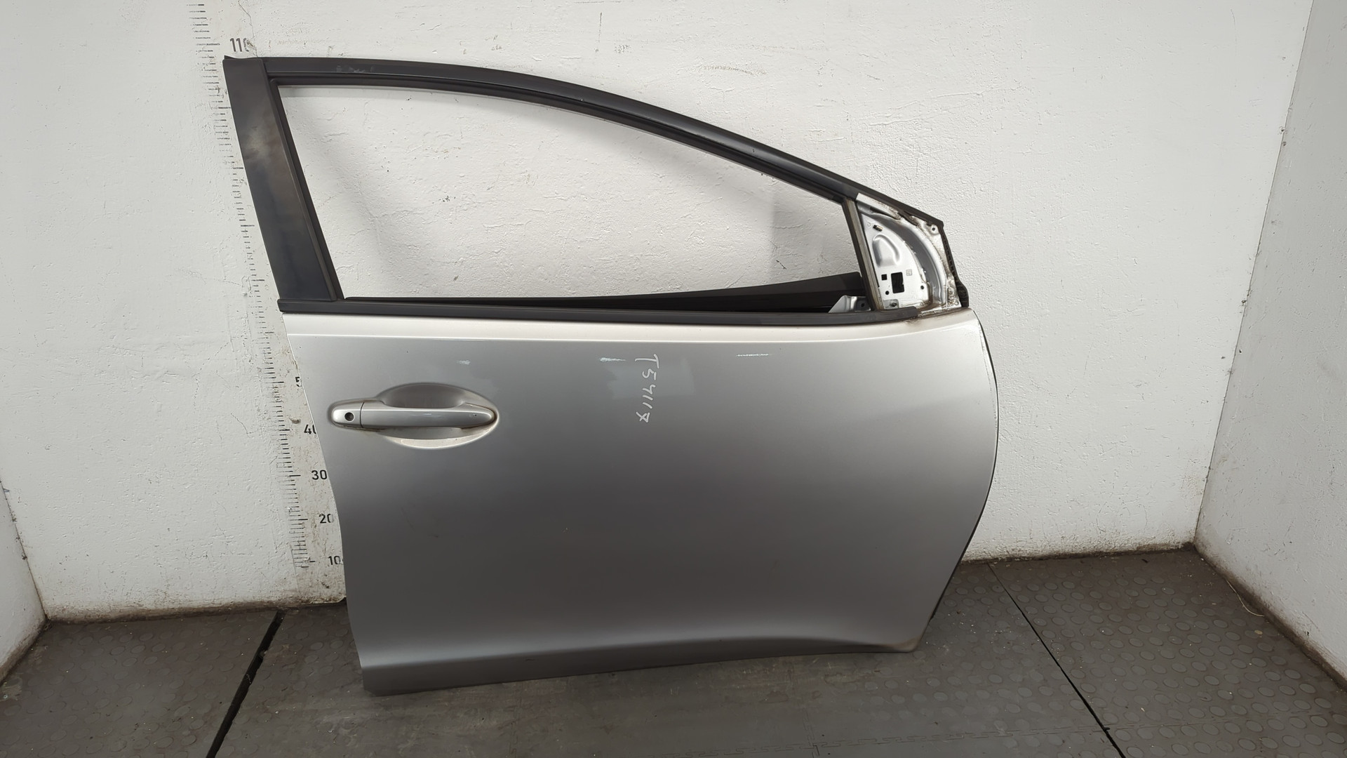 Дверь передняя правая