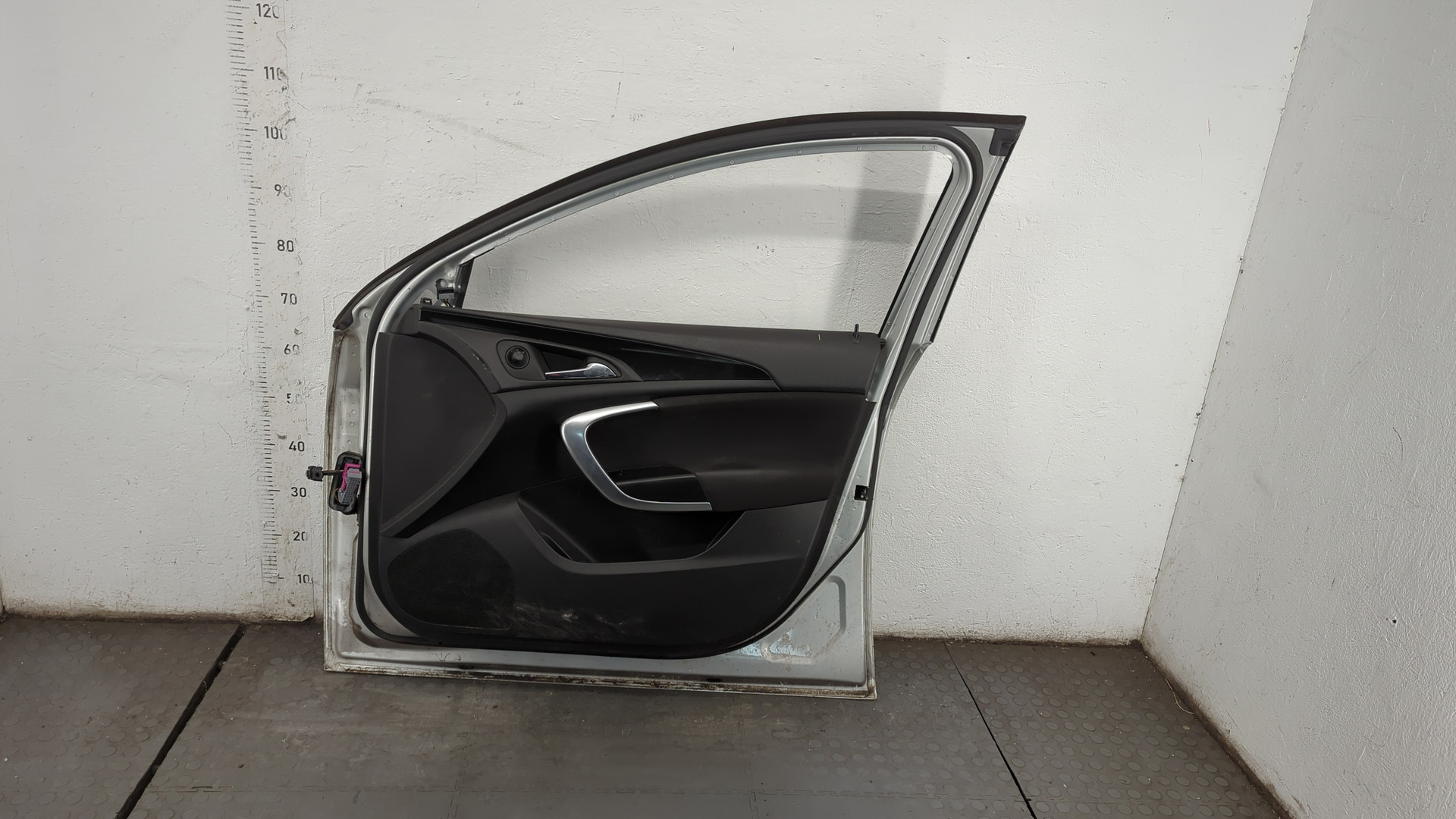 Дверь передняя правая